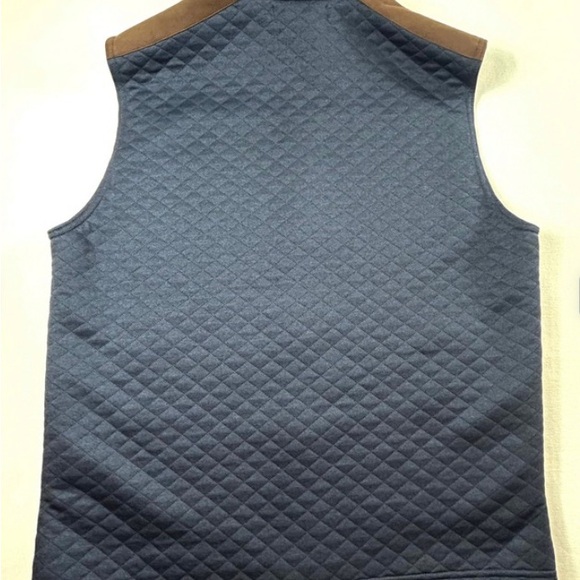 Men's Cremieux Classics Navy Quilted Vest with Brown Trim - Picture 3 of 10
